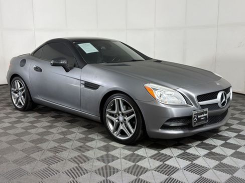Used 2014 Mercedes-Benz SLK 250 image 7