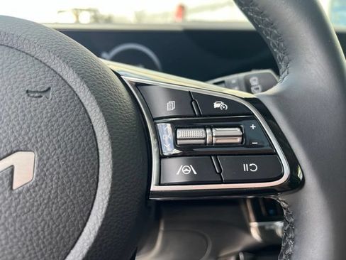 Certified 2024 Kia Seltos EX AWD/4WD image 18