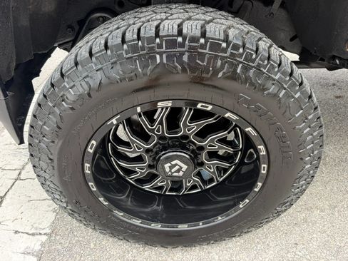 Used 2019 Chevrolet Silverado 2500 High Country w/ Duramax Plus Package AWD/4WD image 40