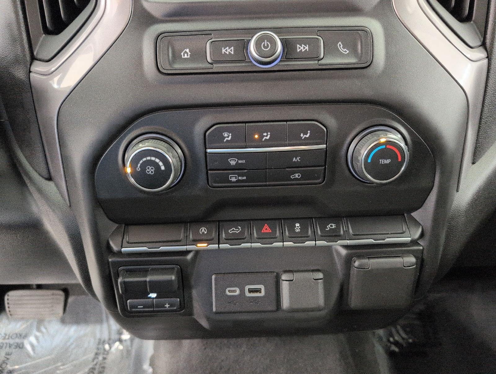 Used 2021 Chevrolet Silverado 1500 Custom w/ LPO, Dark Essentials Package AWD/4WD image 8