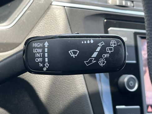 Used 2023 Volkswagen Tiguan S FWD image 38