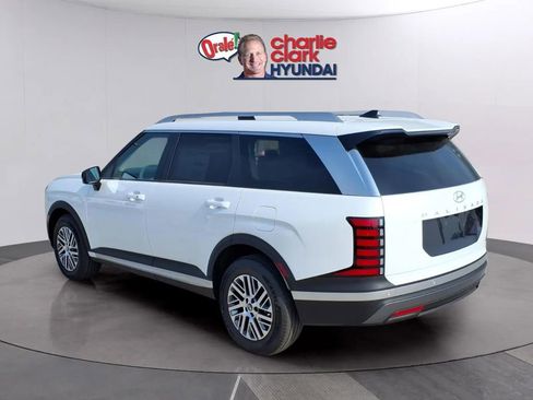 New 2026 Hyundai Palisade SEL FWD image 3