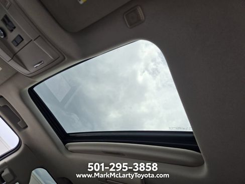 Used 2016 Chevrolet Tahoe LTZ AWD/4WD image 12