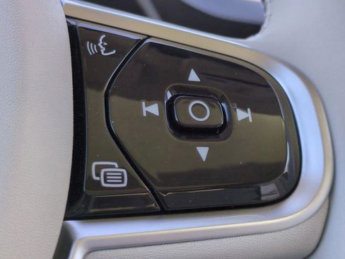 New 2026 Volvo XC90 B6 Ultra w/ Protection Package Premier image 23