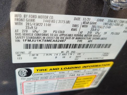 Used 2021 Ford Expedition Limited image 18