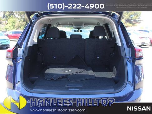 Used 2025 Nissan Rogue SV FWD image 10
