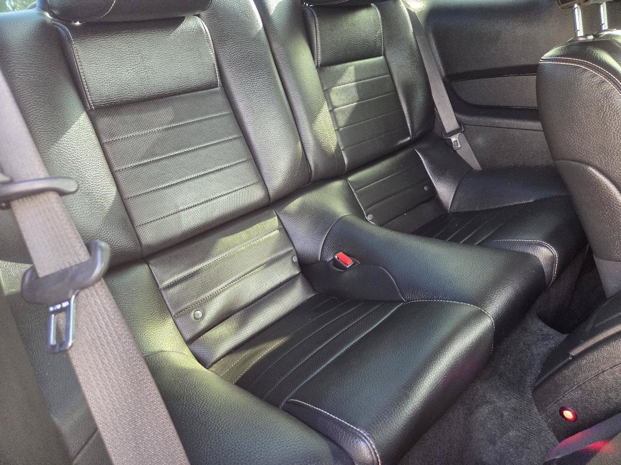 Used 2012 Ford Mustang Premium RWD image 9