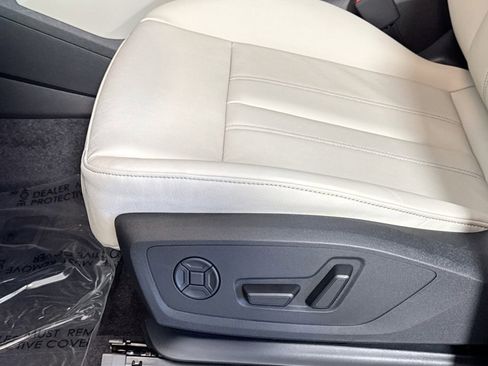 New 2027 Audi Q6 e-tron Prestige AWD/4WD image 16