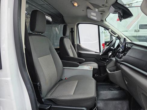 Used 2020 Ford Transit 250 Low Roof AWD image 9
