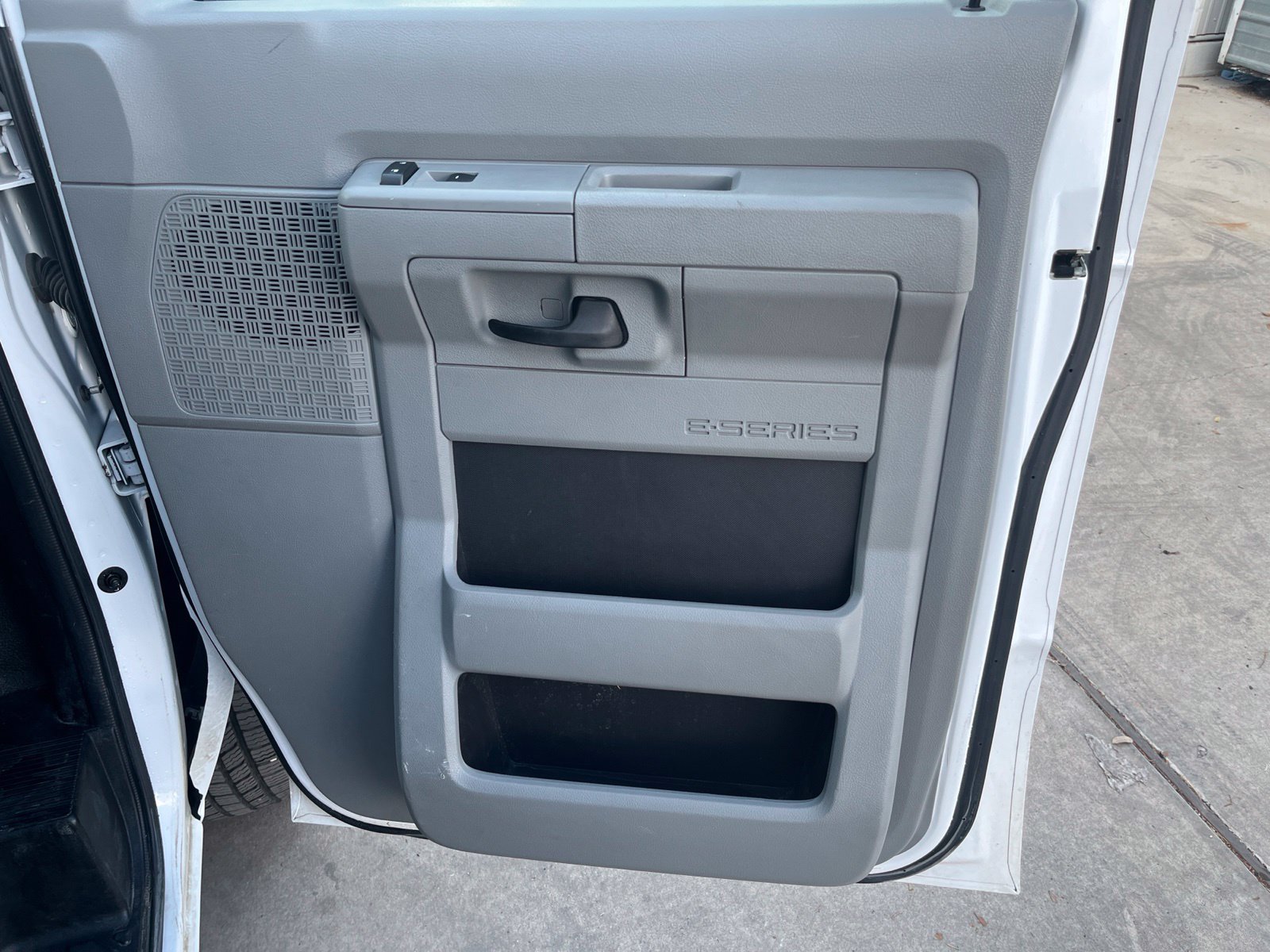 Used 2023 Ford E-350 and Econoline 350 Super Duty w/ Power Windows & Locks Group RWD image 11