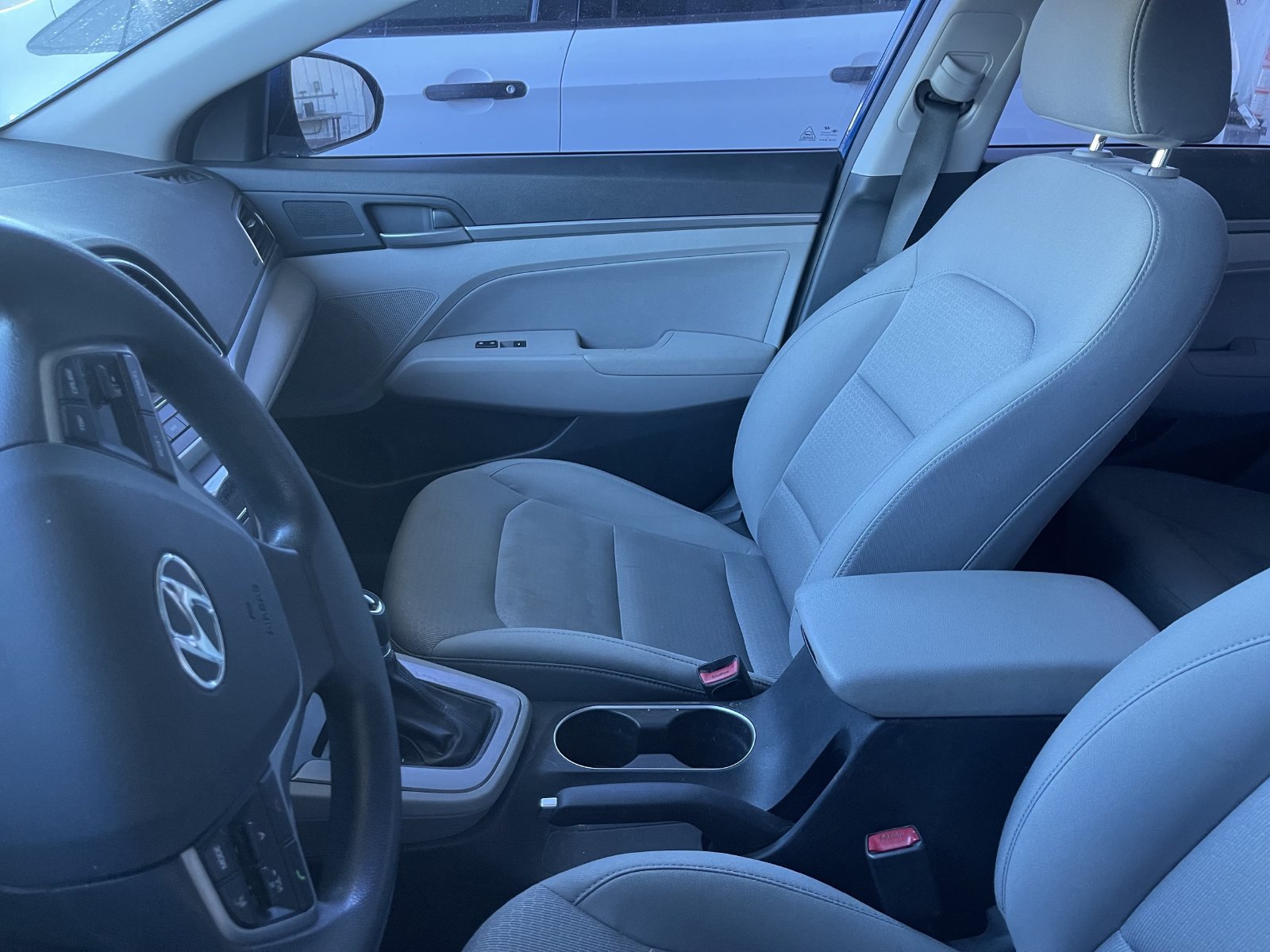 Used 2017 Hyundai Elantra SE FWD image 10