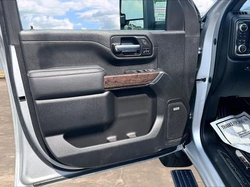 Used 2021 GMC Sierra 2500 Denali w/ Denali Ultimate Package AWD/4WD image 21