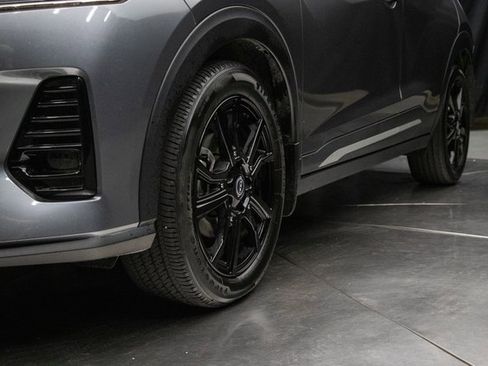 Used 2023 Nissan Kicks SR w/ SR Premium Package image 7