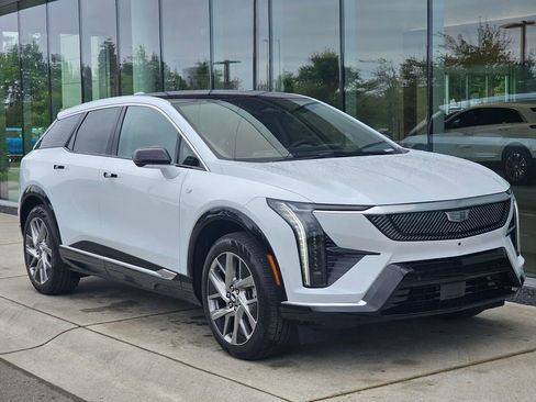 New 2026 Cadillac Optiq Luxury 1 AWD/4WD image 7