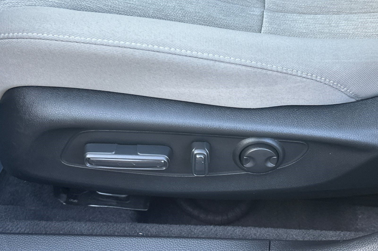 Used 2025 Honda Accord SE image 15