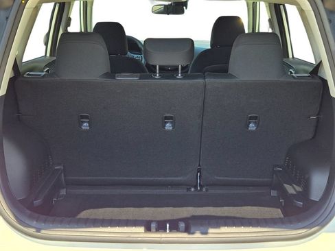 Certified 2025 Kia Soul LX w/ LX Technology Package FWD image 13