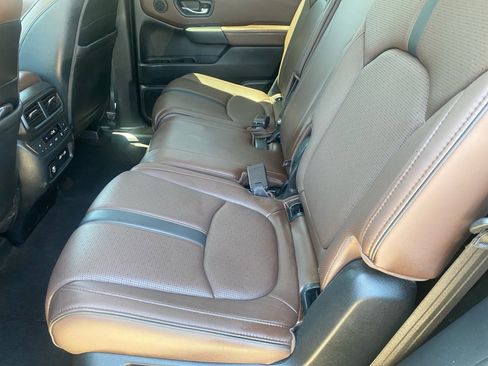 Certified 2023 Honda Pilot Elite image 16