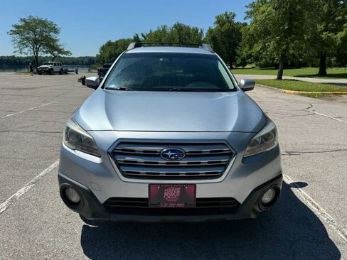 Used 2015 Subaru Outback 2.5i Premium AWD/4WD image 2