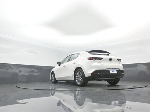 Used 2021 MAZDA MAZDA3 s image 35