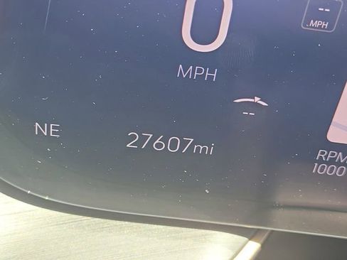 Used 2025 Buick Envision Sport Touring AWD/4WD image 30
