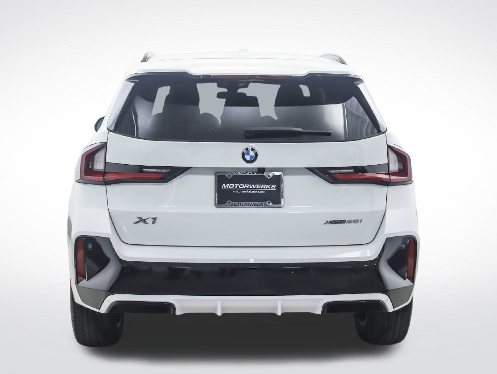 Certified 2026 BMW X1 xDrive28i w/ Technology Package AWD/4WD image 5