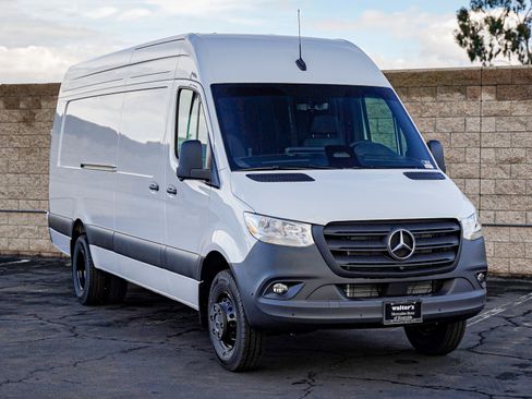 New 2026 Mercedes-Benz Sprinter 3500 image 3