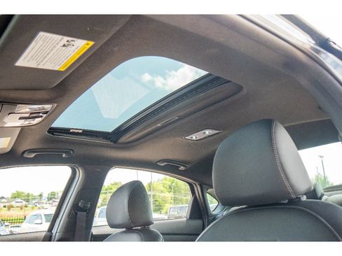 Used 2023 Kia Forte GT-Line w/ GT-Line Premium Package FWD image 11