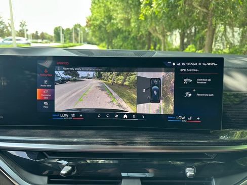 New 2026 BMW X5 M60i w/ Climate Comfort Package AWD/4WD image 18