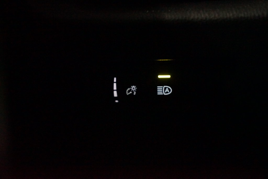 Certified 2025 Toyota RAV4 LE FWD image 23