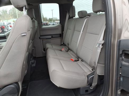 Used 2018 Ford F150 XLT image 14