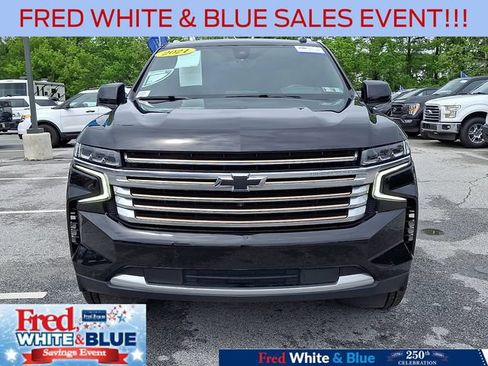 Used 2021 Chevrolet Suburban High Country AWD/4WD image 3