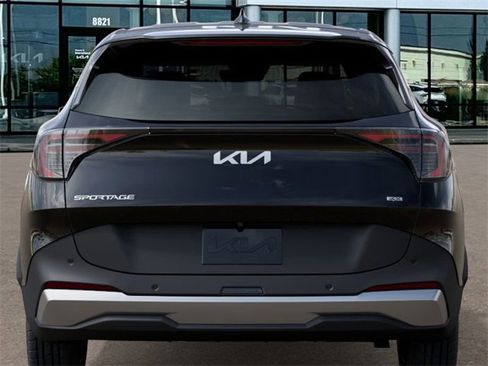 New 2026 Kia Sportage LX w/ LX Convenience Package image 13