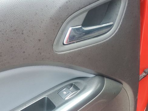 Used 2018 Chevrolet Colorado Z71 image 15