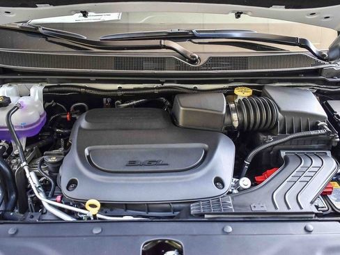 New 2026 Chrysler Pacifica Pinnacle w/ Trailer Tow Group image 29