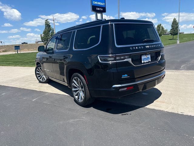 Used 2022 Jeep Grand Wagoneer Series I w/ Flexible Seating Group AWD/4WD image 5