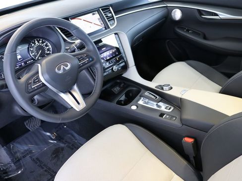 Certified 2025 INFINITI QX55 Essential image 20