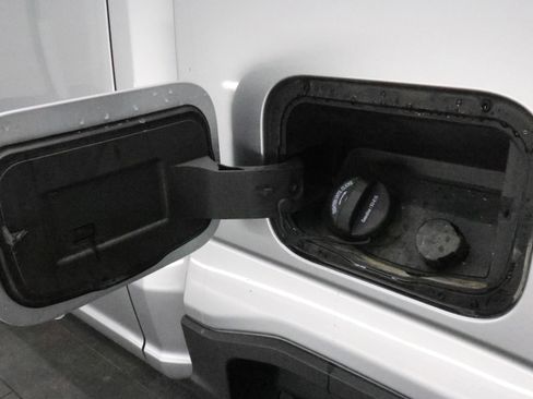 Used 2024 Ford F250 Lariat w/ Tremor Off-Road Package image 35