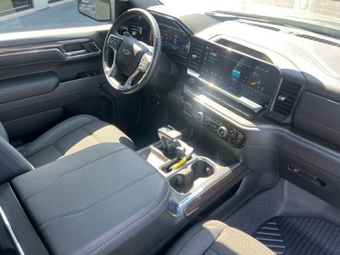 Used 2024 Chevrolet Silverado 1500 RST image 12