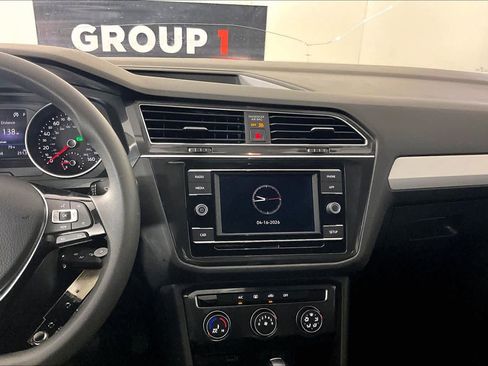 Used 2019 Volkswagen Tiguan S w/ Driver Assistance Package image 7