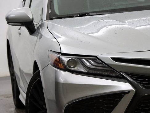 Used 2023 Toyota Camry XSE image 4