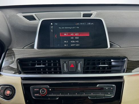 Used 2018 BMW X1 xDrive28i image 19