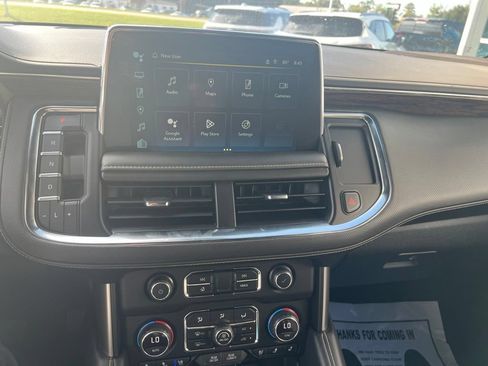 Used 2024 Chevrolet Tahoe Premier AWD/4WD image 10