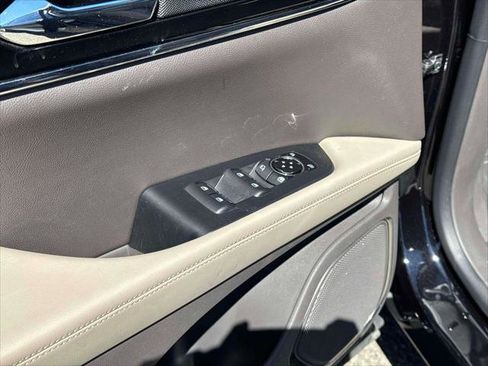 Used 2023 Lincoln Nautilus Reserve image 19