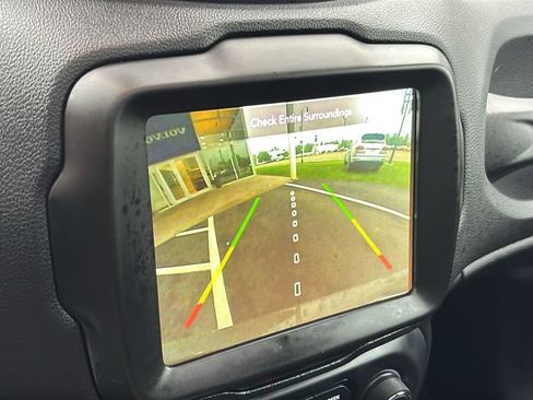 Used 2023 Jeep Renegade Trailhawk w/ Sun/Sound Group AWD/4WD image 19