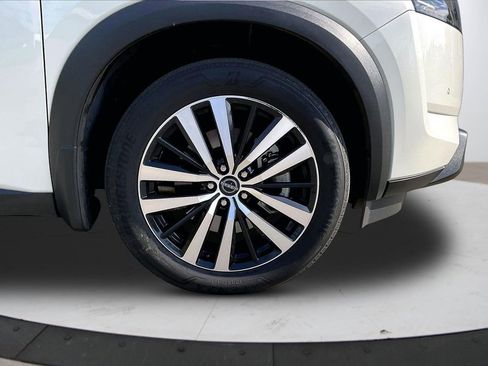 Used 2023 Nissan Pathfinder Platinum AWD/4WD image 37