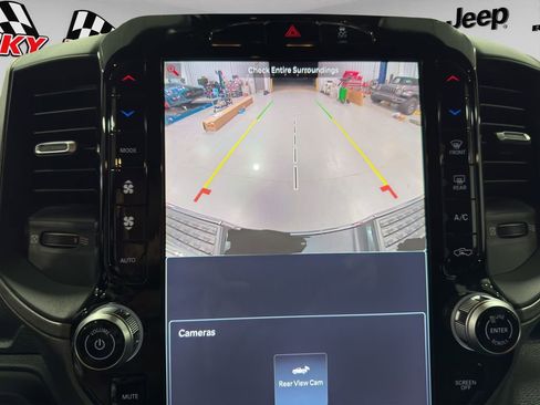 Used 2025 RAM 2500 Tradesman image 32