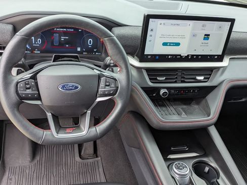 Used 2025 Ford Explorer ST AWD/4WD image 14
