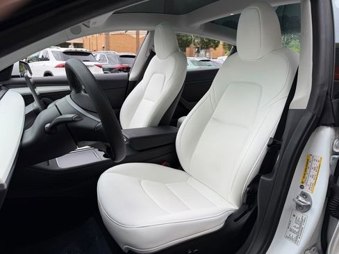 Used 2023 Tesla Model 3 Standard Range RWD image 26