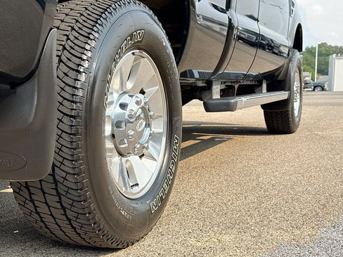 Used 2010 Ford F250 Lariat AWD/4WD image 17