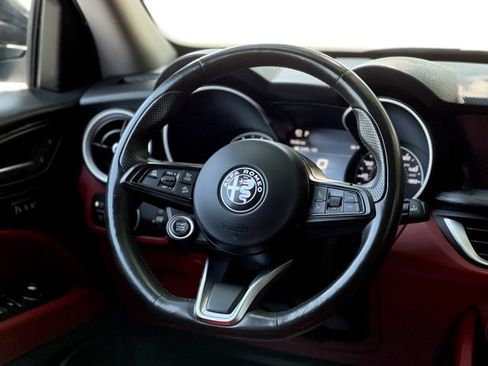 Used 2021 Alfa Romeo Stelvio Sprint w/ Nero Edizione image 34